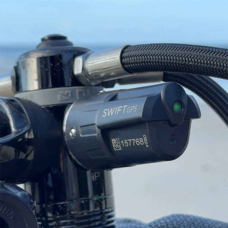 Shearw_Swift_GPS_transmitter_1