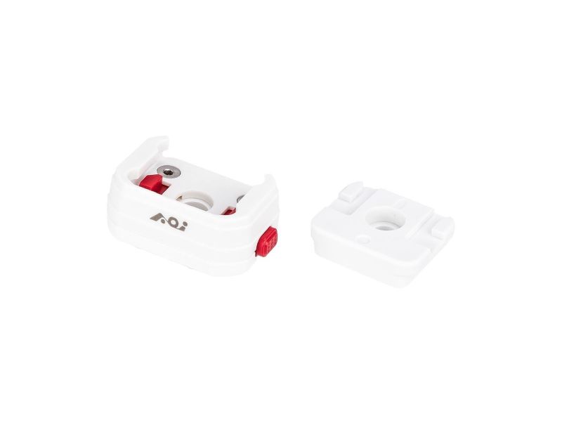 aoi_qrs-13-set-wht_3_2