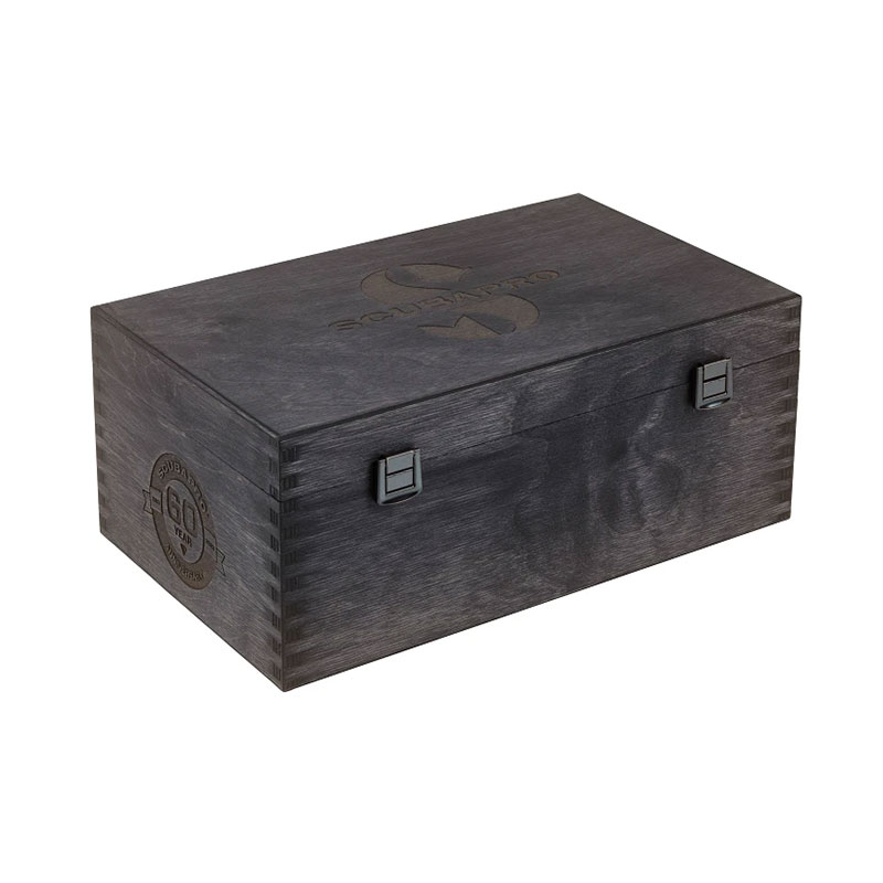scubapro-60th-anniversary-regulator-box