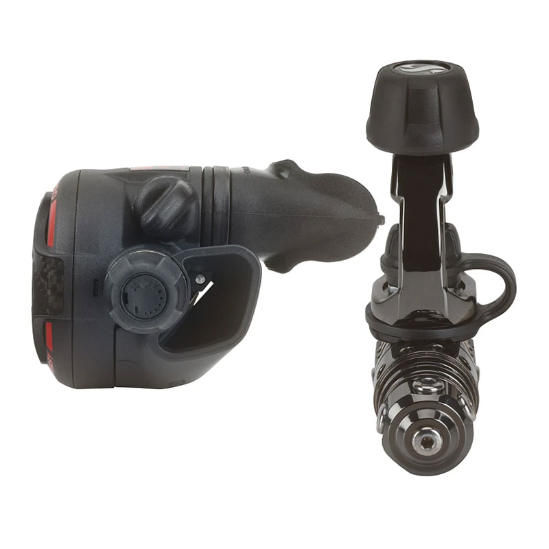 scubapro-60th-anniversary-regulator-side